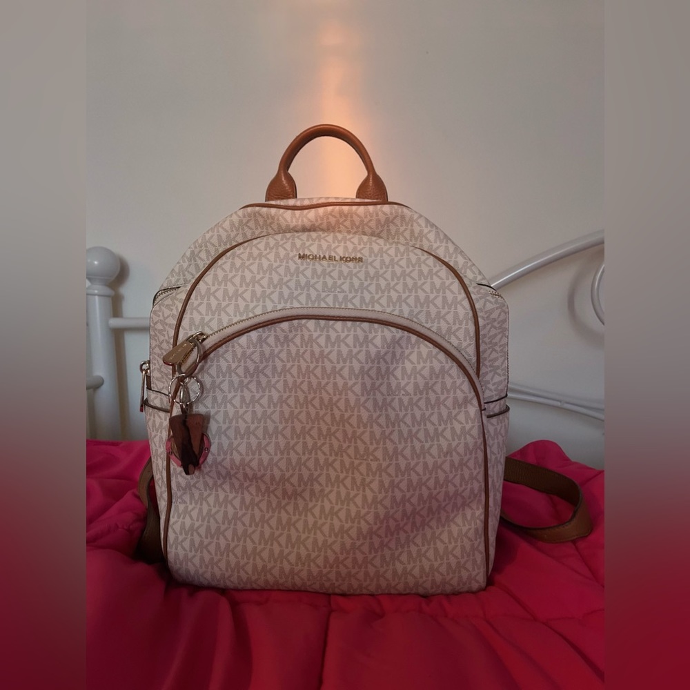 Micheal Kors Logo backpack